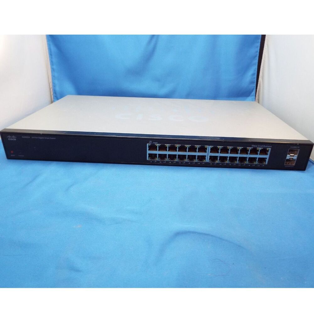 Cisco Linksys Small Business SLM2024 24-Port 10/100/1000 Gigabit Smart Switch